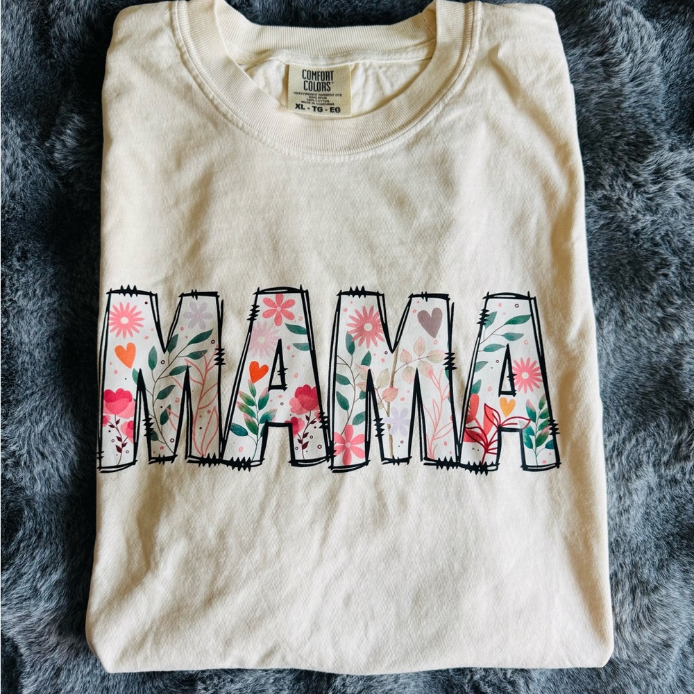 Comfort Colors XL “MAMA” Floral Graphic Tee – Cream– Oversized Fit –Mother’s Day